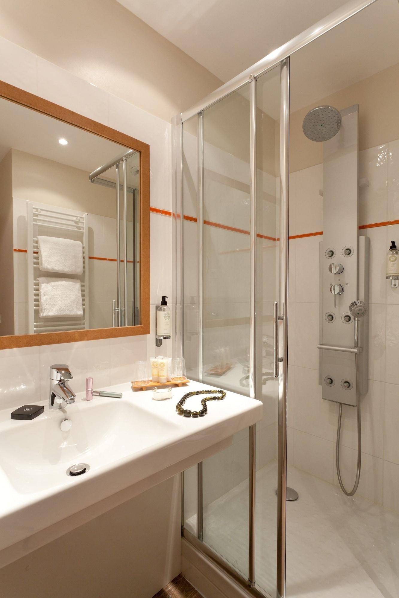 Best Western L Oree Paris Sud Saulx-les-Chartreux Exterior foto