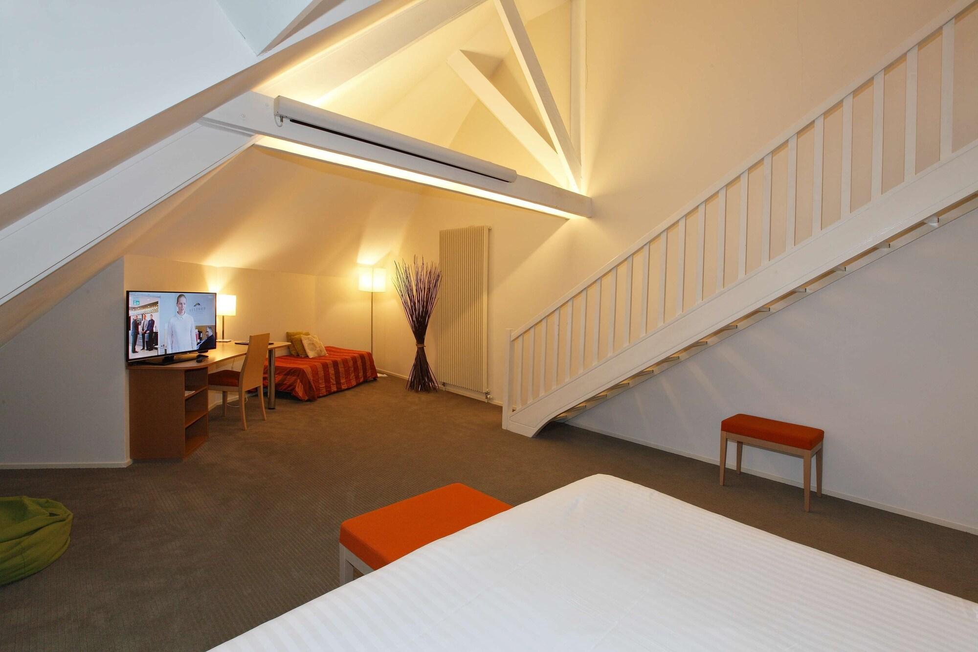 Best Western L Oree Paris Sud Saulx-les-Chartreux Exterior foto