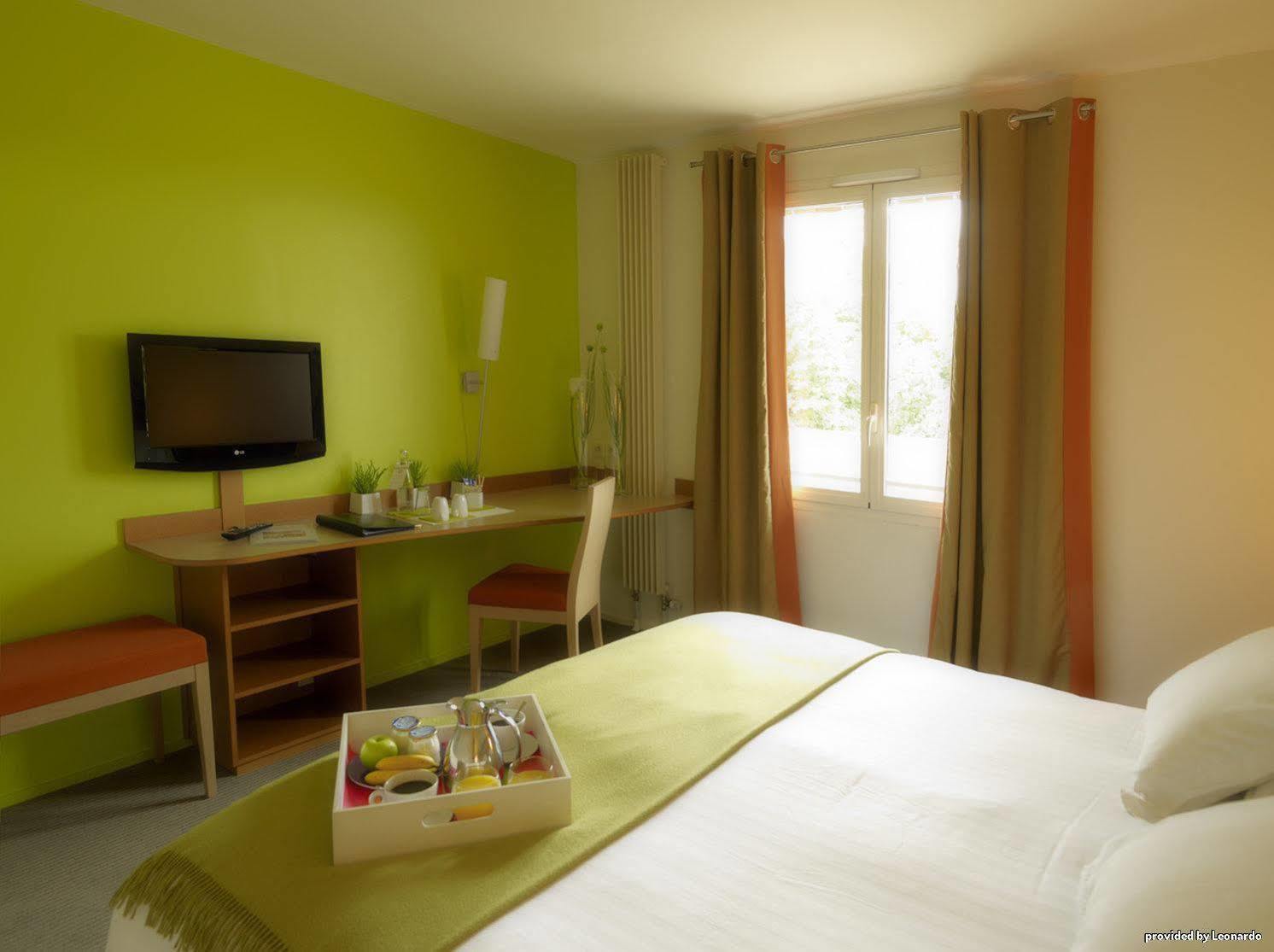 Best Western L Oree Paris Sud Saulx-les-Chartreux Exterior foto