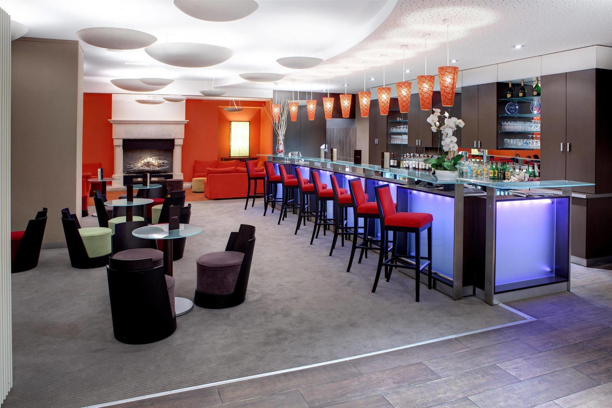 Best Western L Oree Paris Sud Saulx-les-Chartreux Restaurant foto